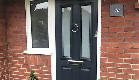 The Solidor Genoa in anthracite grey with sidescreens