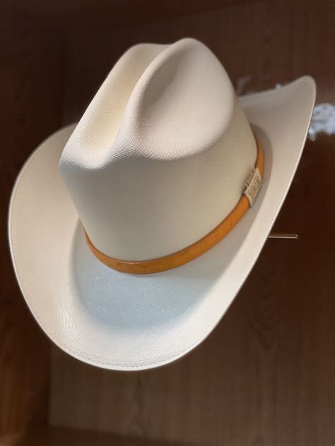 Sombrero estilo sinaloa cuernos chuecos 10000x for Sale in Riverside