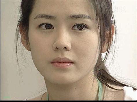 son ye jin young