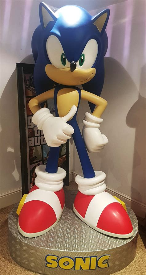 sonic the hedgehog life size