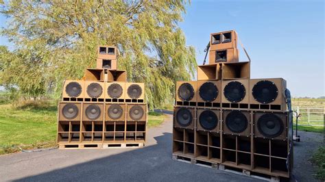 Surround-Sound-System