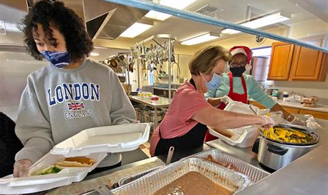 Soup Kitchen Volunteers: The Heart of Community Kitchens
