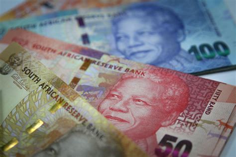 south african currency to euro