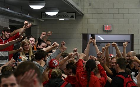 south dakota coyotes swimming