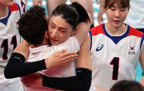 south korea sweetheart volleyball coach