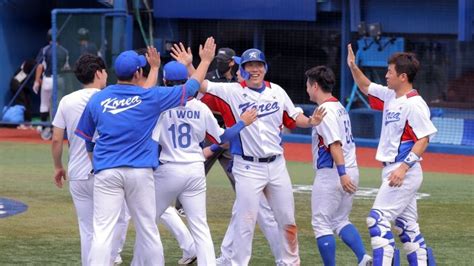 south korean baseball scores today