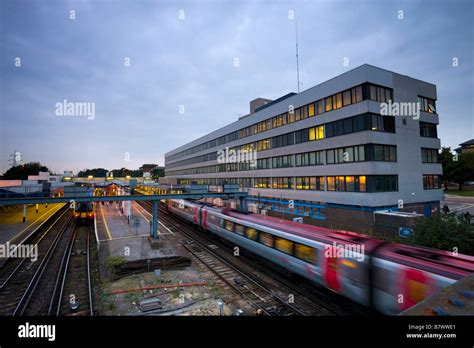 southampton central train station address