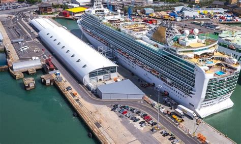 southampton cruise ship terminal schedule