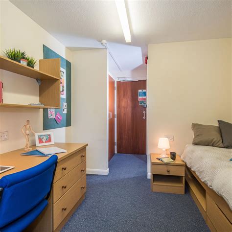 southampton university accommodation fees