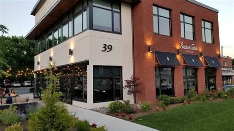Southern Table Kitchen & Bar: A Delicious Dining Experience In Pleasantville, Ny