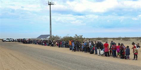 southern arizona illegal border crossings