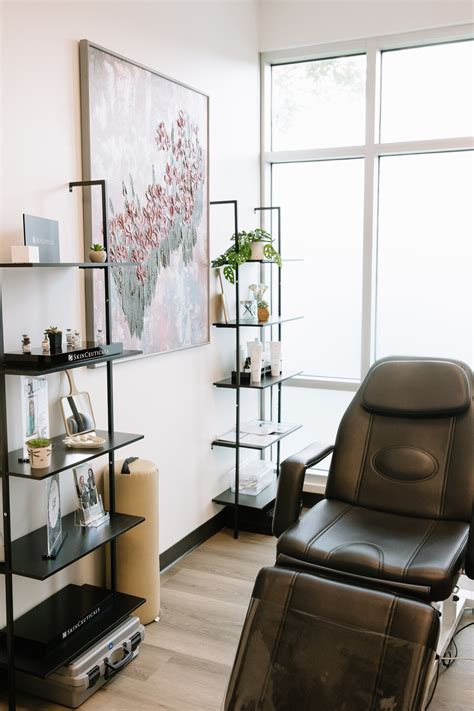 5 Relaxing Spa Celebration Ideas in Florida 
is changed to 
Top 5 Spa Celebration Ideas in Florida 
Here is the output:
Top 5 Spa Ideas in Florida