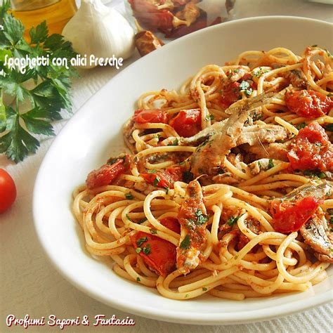 spaghetti alici e pomodorini