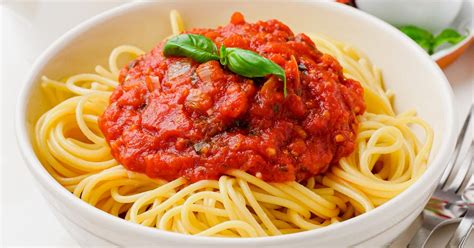 spaghetti napolitana sauce