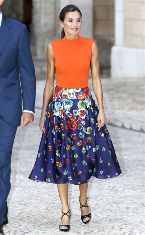 spanish queen letizia outfits