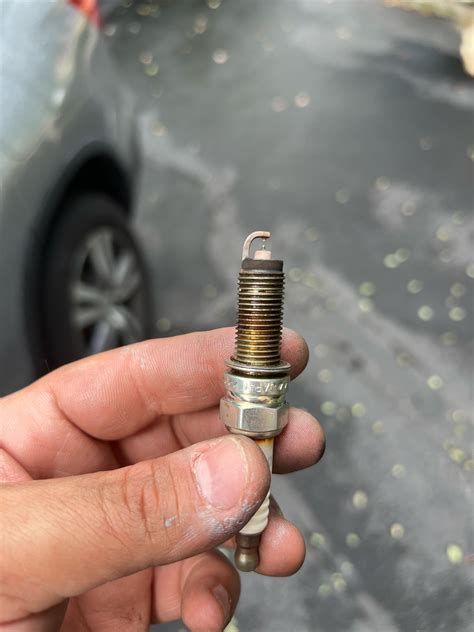 Spark Plug Threads Black