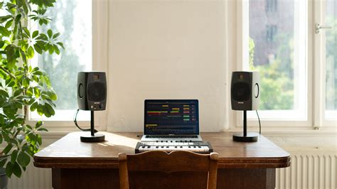 Speaker Desktop Monitors