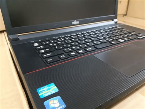 Laptop Fujitsu Lifebook A573 Core i33120M [MADE IN JAPAN]