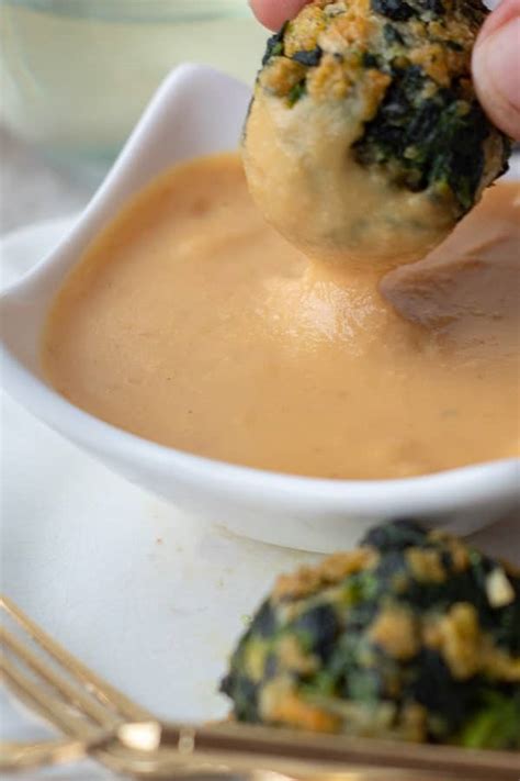 Spinach Balls Dipping Sauce