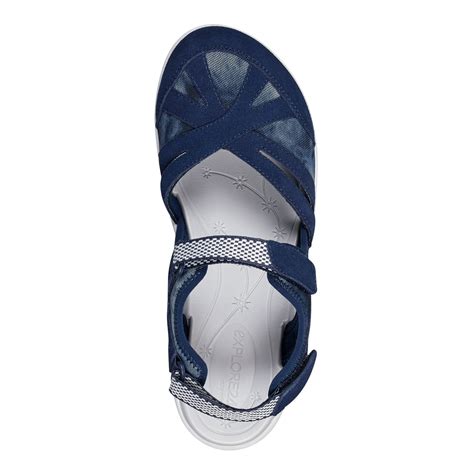 Splash Flat Hiking Sandals Easy Spirit