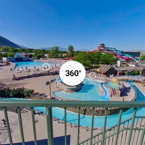 Splash Summit Boomerang