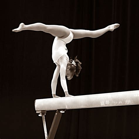 splitting the beam gymnastics