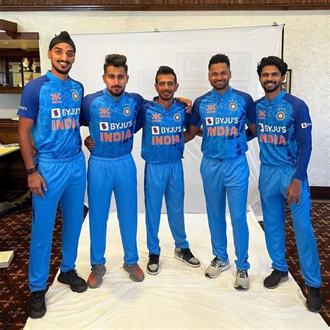 sponsors of indian cricket team players