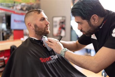 sport clips manager salary