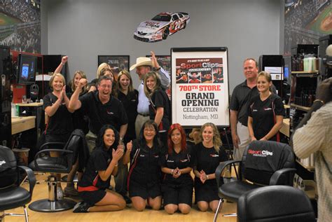 sport clips west lakeview