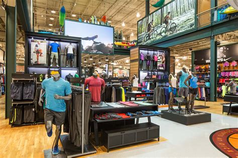 sporting goods stores mn