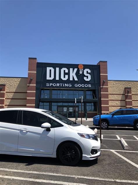 sporting goods stores tucson
