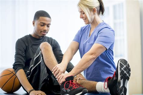 sports physical therapy schools