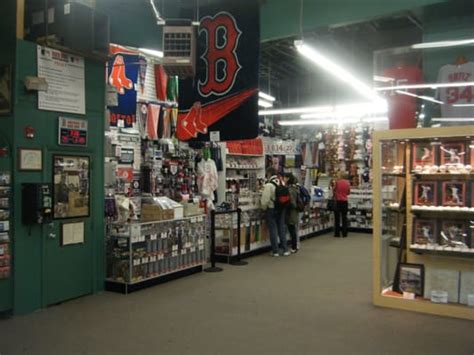 sports stores in boston massachusetts