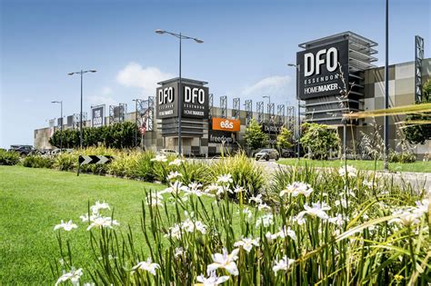 Spotlight Essendon Dfo