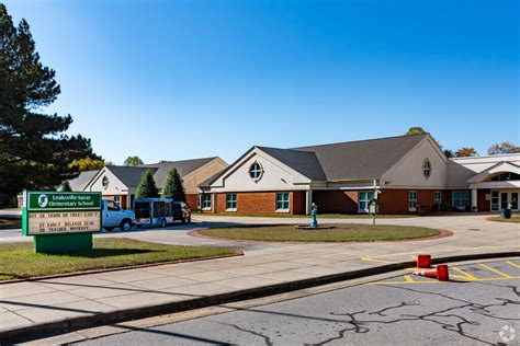 spray elementary leaksville