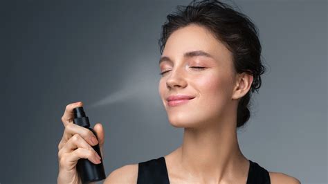 spray face makeup