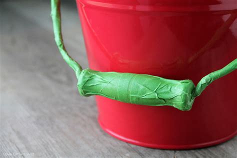 Spray Paint A Bucket