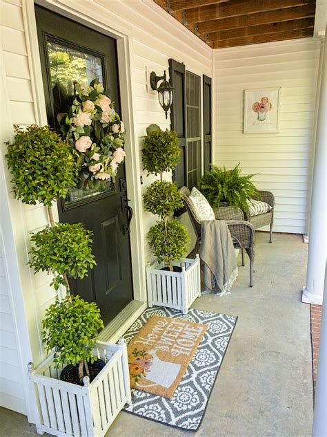 32 Best Spring Porch Decor Ideas and Designs for 2017