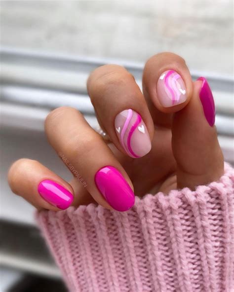 57 Trendy Almond Nails for Spring 2022 — Daisy Pink French Nails