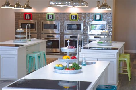 Sprouts Cooking School