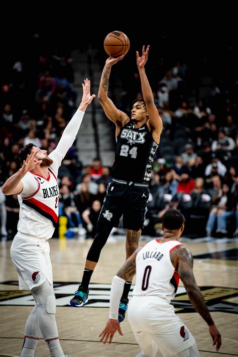 spurs vs trail blazers last game