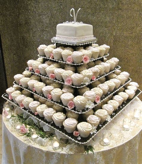 Pin de Nallely Lizarraga Aguilar en Pasteles y Postres Cupcakes boda