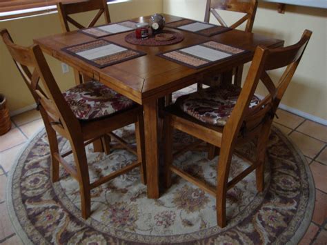 Square Rug Round Table