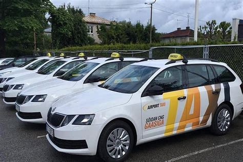 sri lanka airport taxi