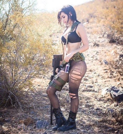 Sssniperwolf Gear