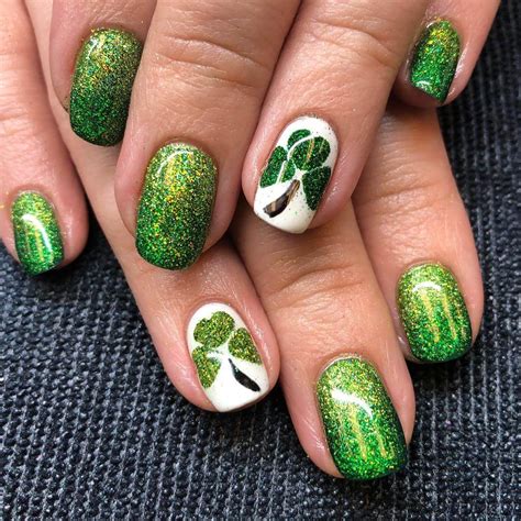 10 St. Patrick's Day Nail Art Looks You Need In Your Life Society19