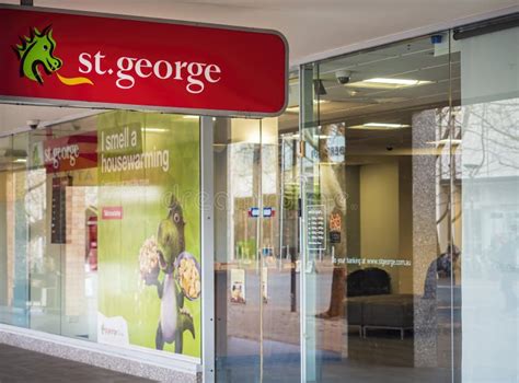 st george bank trading hours today