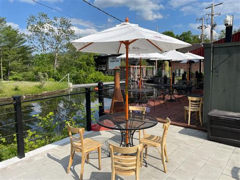 Discover the Culinary Delights of St. Johnsbury: A Gourmet Dining Experience