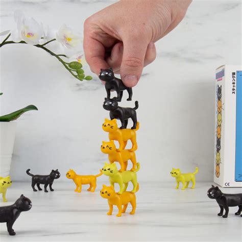 Stacking Cats Game
