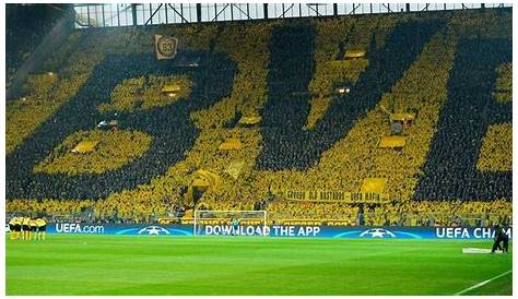 Stade Dortmund Mur Jaune Capacite Le Borussia